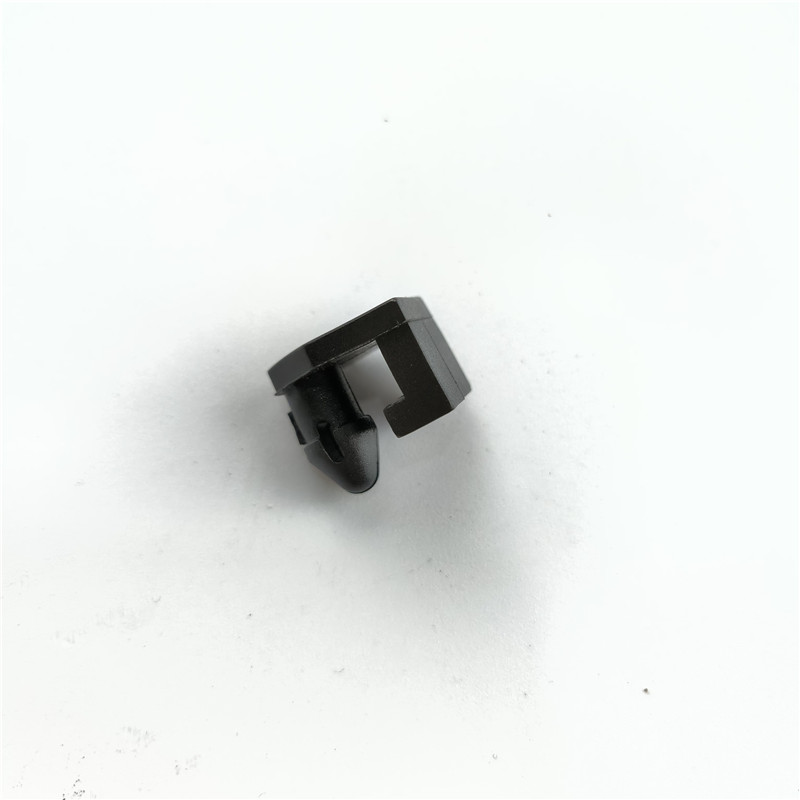 易路华璟制动灯有效解决刹车灯亮