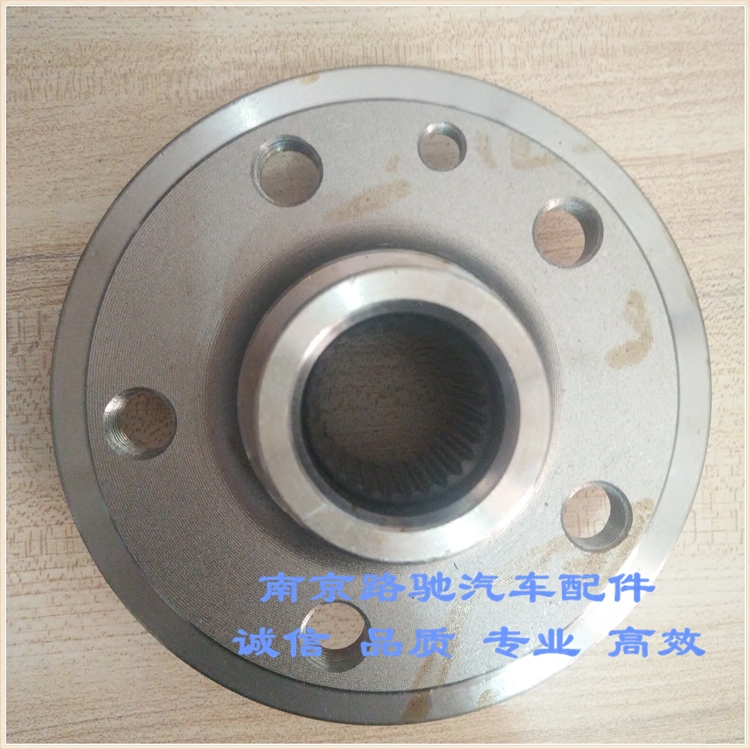 适用于荣威550 350 750名爵MG6 7 5前轮短轴前轮壳哈巴头前轮轴头