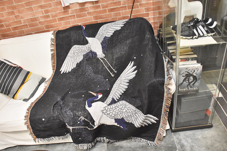 黑色潮流仙鹤日式挂毯休闲毯复古盖毯装饰毯ins 浮世绘复古日本