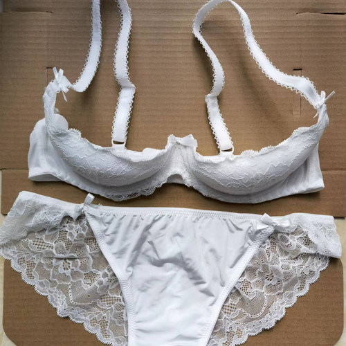 聚拢显大镂空透视胸托大胸防下垂