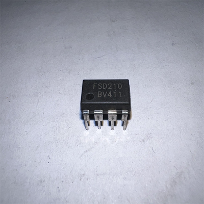 全新原装 FSD210 直插DIP-7 电磁炉电源芯片 现货欢迎咨询