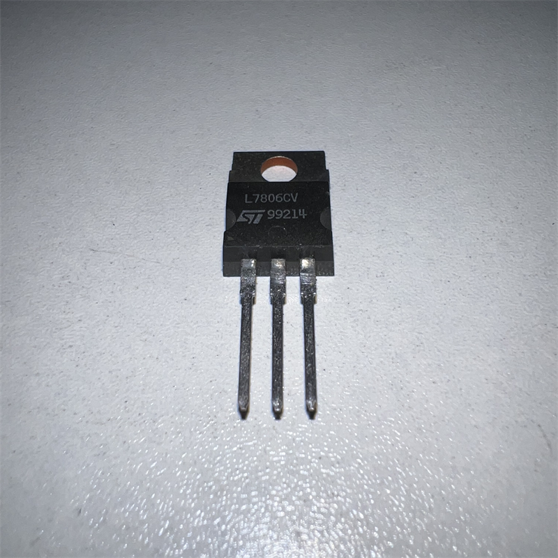 L7805CV进口三端稳压L7806/7808/7809/7810/7812/7815/7818/7824