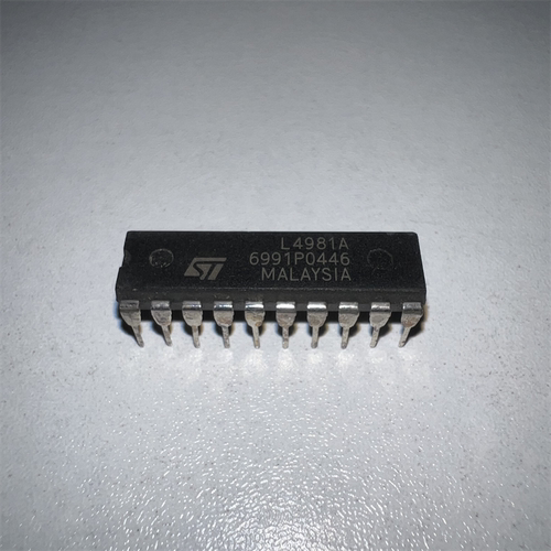 包邮进口 L4981A L4981B L4981 功率调节器 电源管理IC直插DIP20