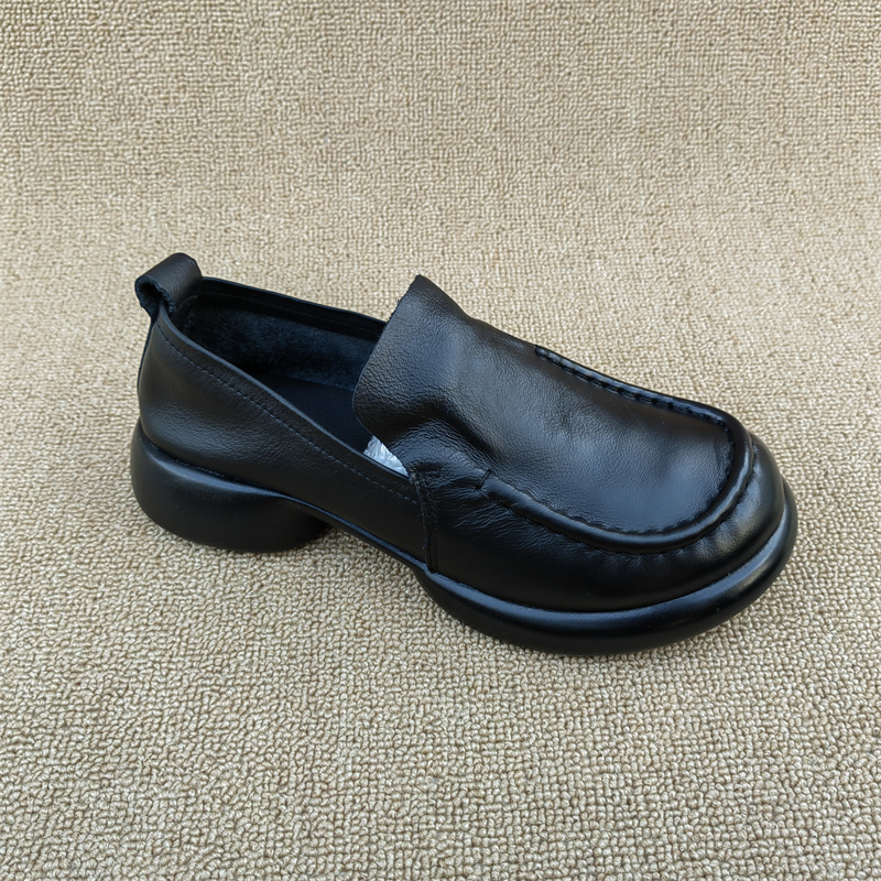 单鞋休闲圆头软皮软底真皮牛皮
