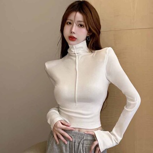 白色加绒磨毛内搭高领打底衫女秋冬紧身高腰短款t恤性感露脐上衣