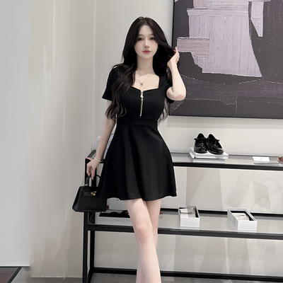 法式气质方领收腰显瘦小黑裙