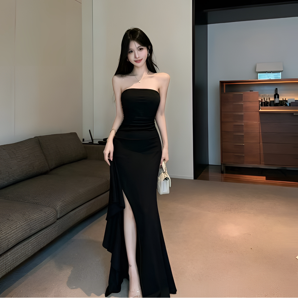 纯欲风性感黑色抹胸连衣裙女2026新款御姐风高级感修身开叉包臀裙