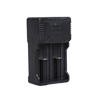 神火双槽强光手电筒锂电池充电器兼容18650电池26650电池21700