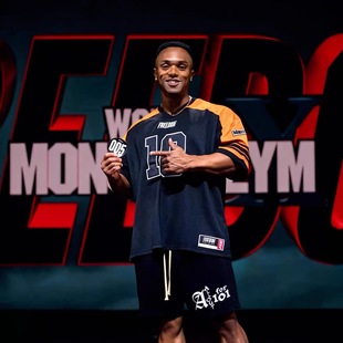 FREEDOM黑橙橄榄球服短袖T恤男运动健身健美训练宽松透气速干上衣