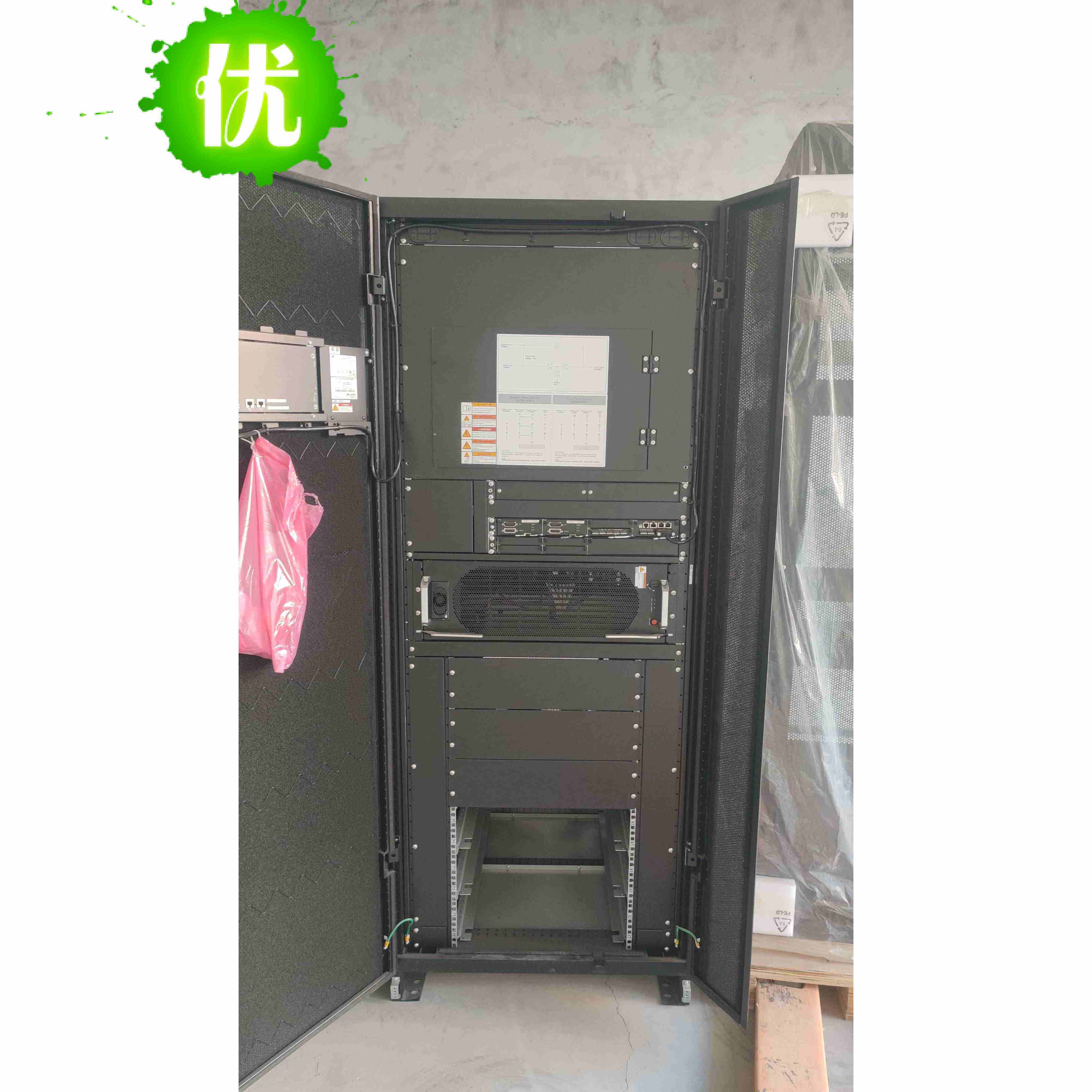 华为UPS5000-H-400K-NT不间断电源，400KVAUPS电源，配PM100K-V4H