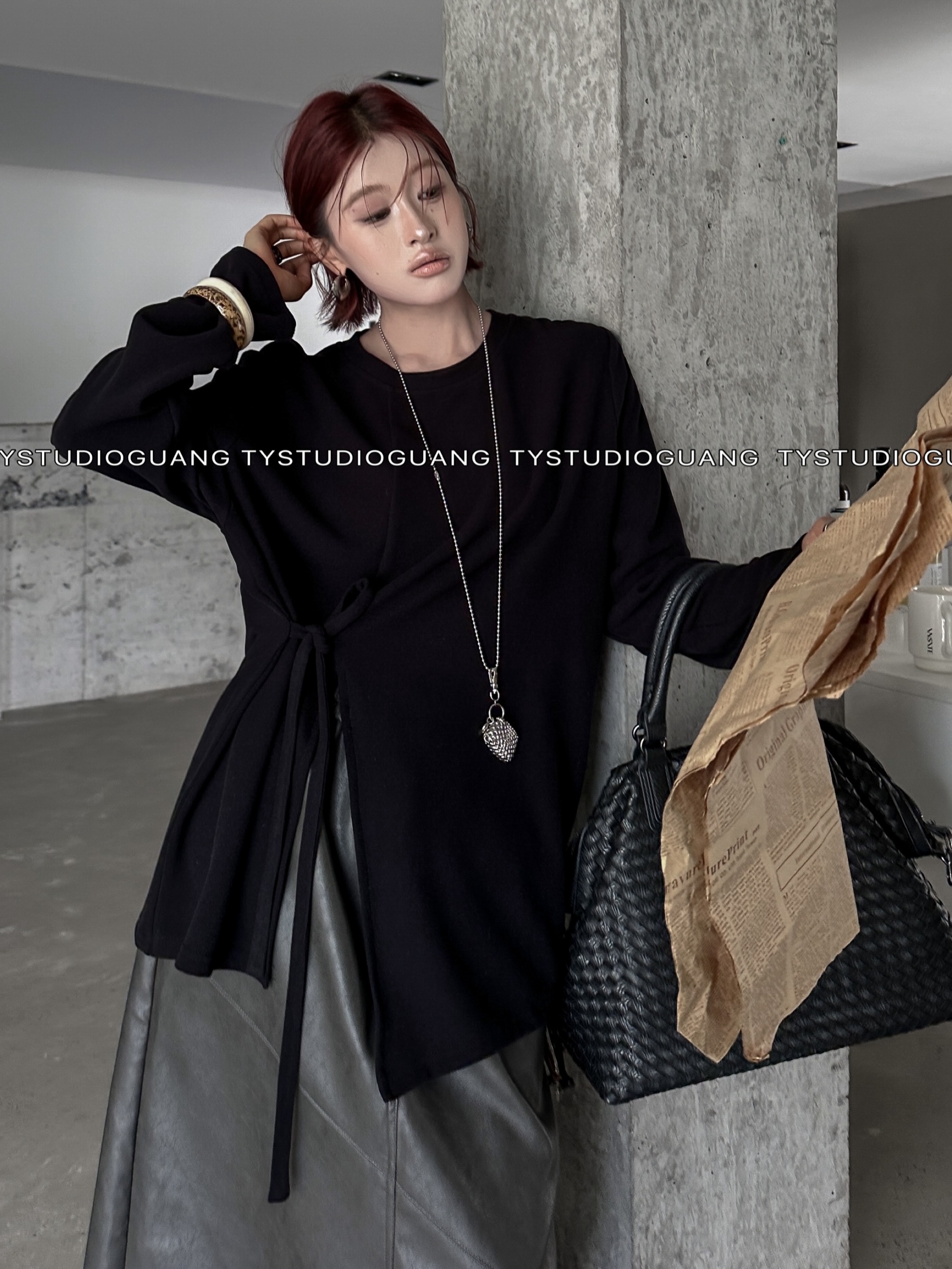 高级感磨毛长袖T恤女2025秋冬新款宽松系带设计感小众打底衫上衣