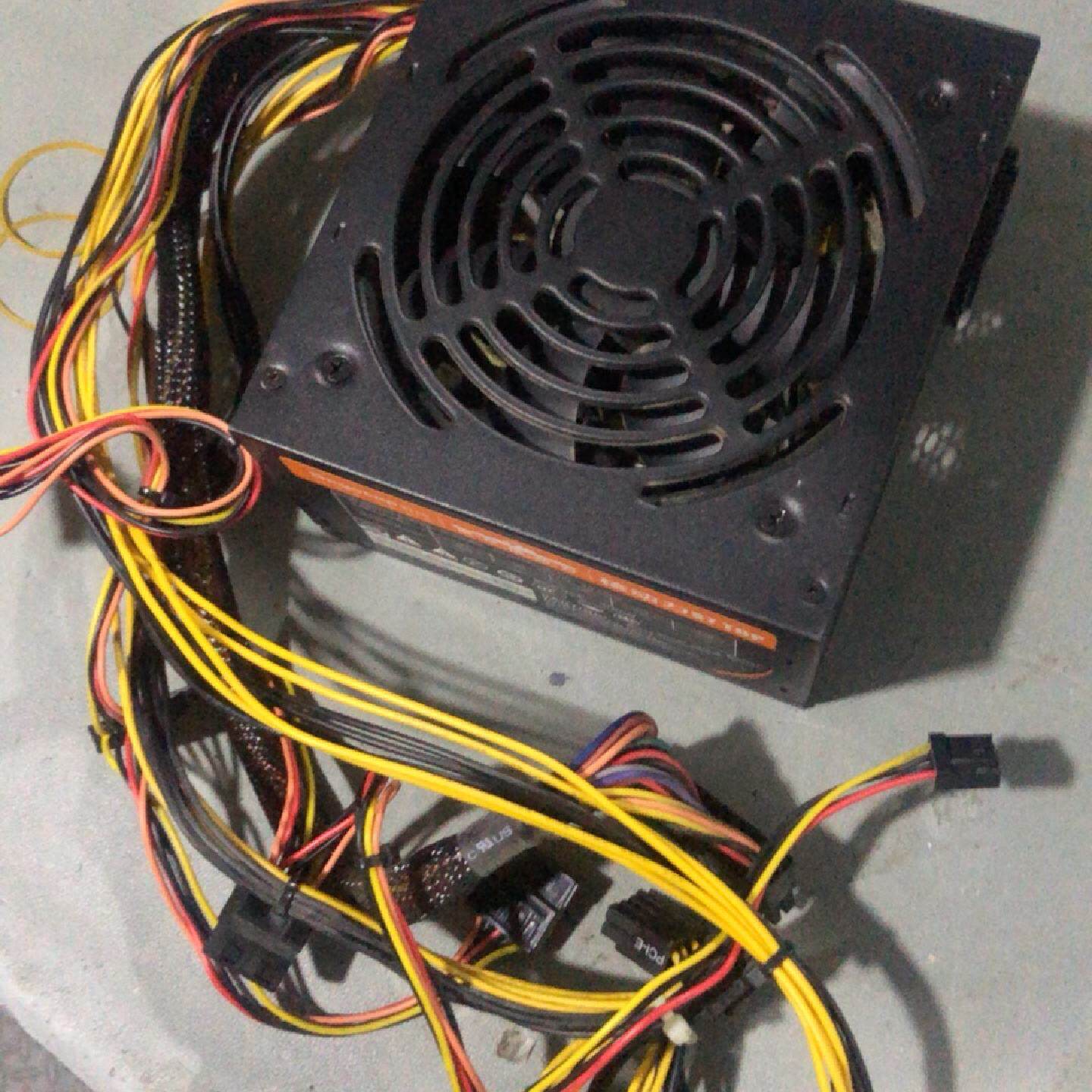 询价-鑫谷核动力S7TOP额定400W台式机电源
