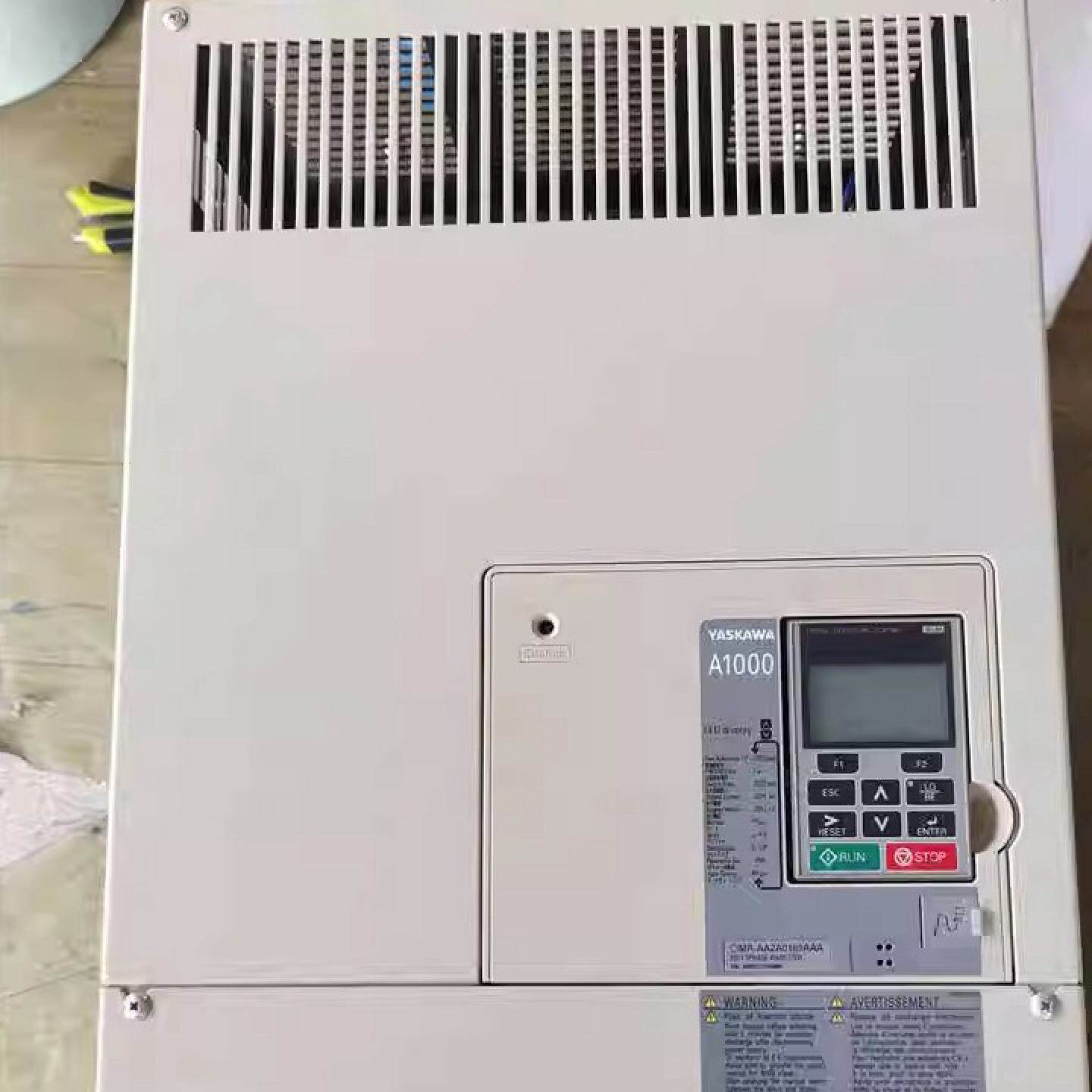 议价全新安川变频器CIMR-AA2A0169AAA/45kw/37kw/380v质量包好议