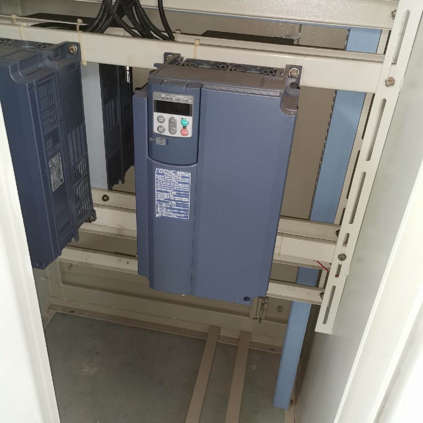 询价装机没用过富士G1S 22KW变频器FRN22G1S-4议价