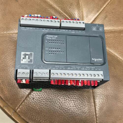 TM200C24R PLC模块 件 功能正常 接口—议价