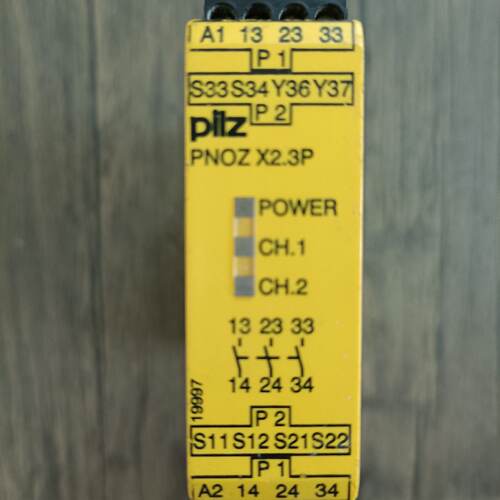 皮尔兹777304PNOZX2.3P24VACDC3no原装拆机缺支架包好