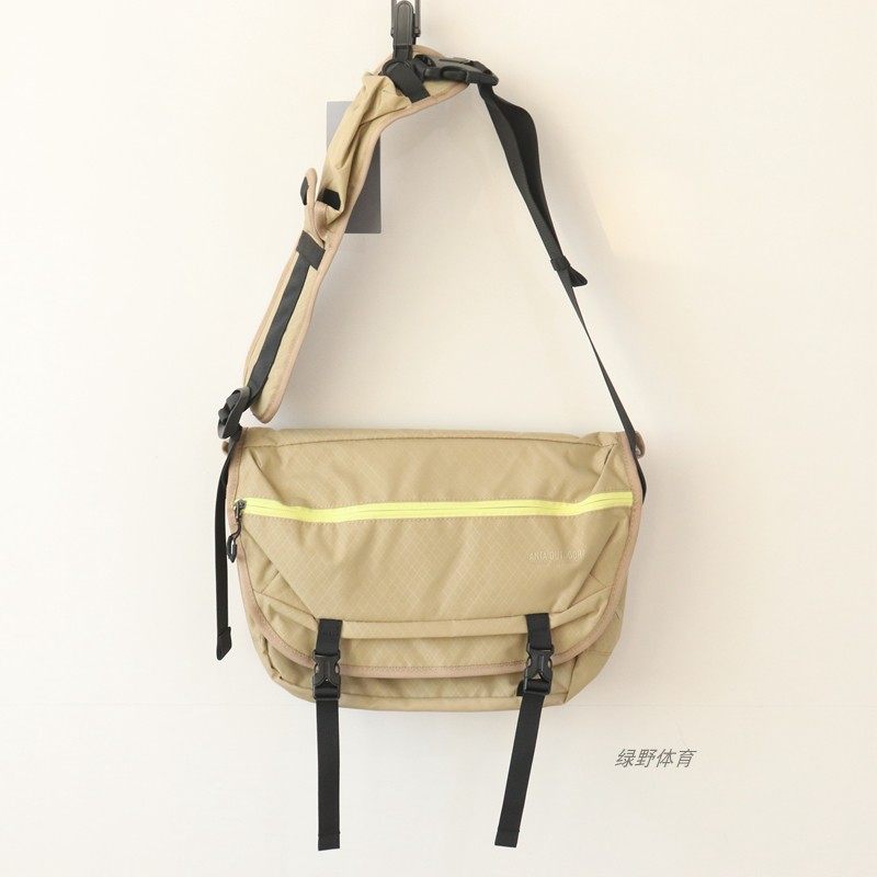 安踏运动包男女款小挎包时尚休闲手机包单肩包斜挎包192447127