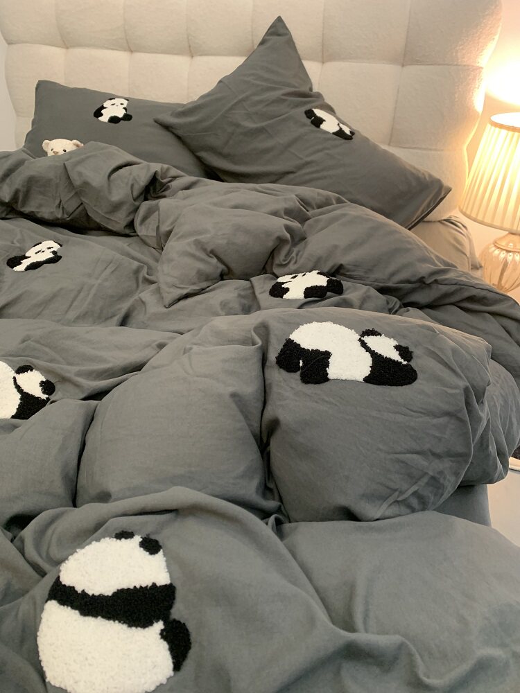 ins卡通灰色熊猫刺绣款四件套水洗棉被套床单床笠款宿舍三件套1.2