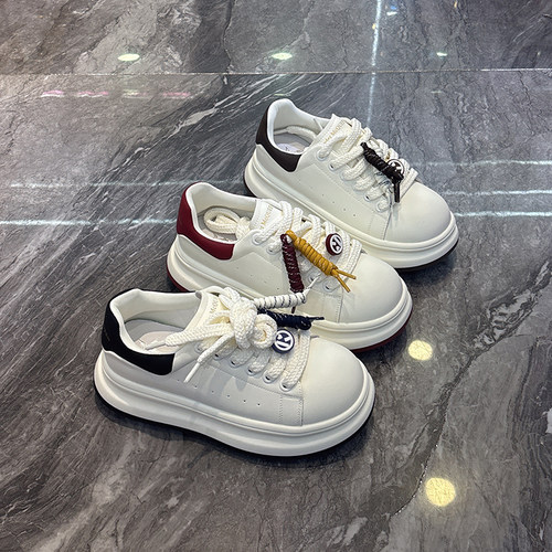 小个子穿搭休闲小白鞋韩系面包鞋