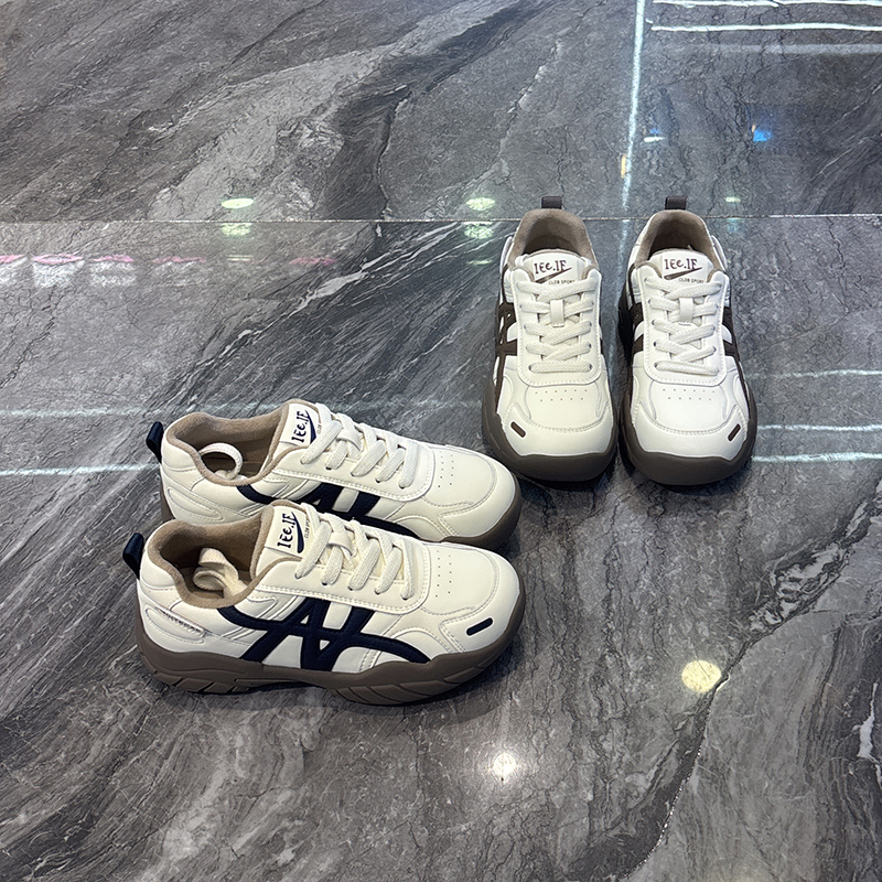 ins风运动阿甘鞋百搭舒适防滑