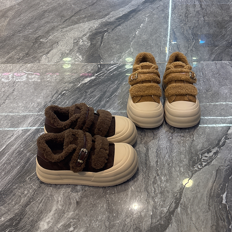 小个子增高百搭圆头休闲板鞋爆款