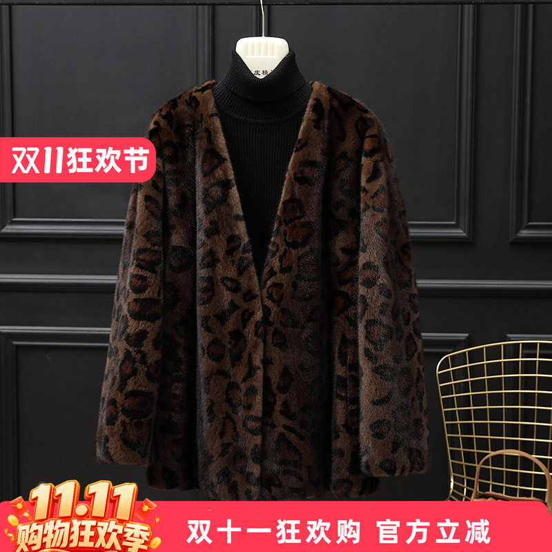 女整短款貂皮大衣哲奴