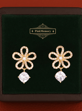 巴黎Pink Memory设计师满钻幸运五叶花耳钉高级感轻奢女领针耳环