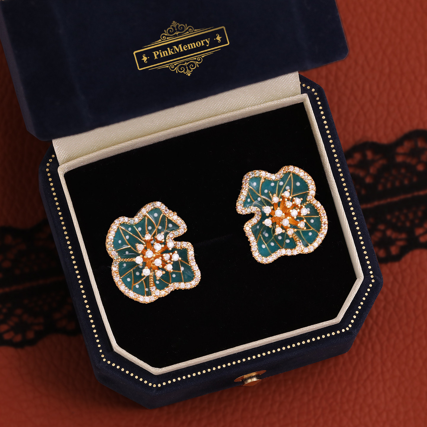 巴黎Pink Memory设计师满钻露珠荷叶耳钉轻奢女珐琅古风配饰耳环