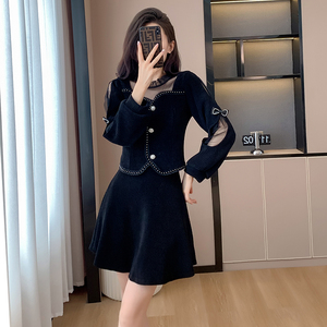 小香风优雅气质显瘦长袖灯芯绒连衣裙套装女秋季爆款设计洋小黑裙