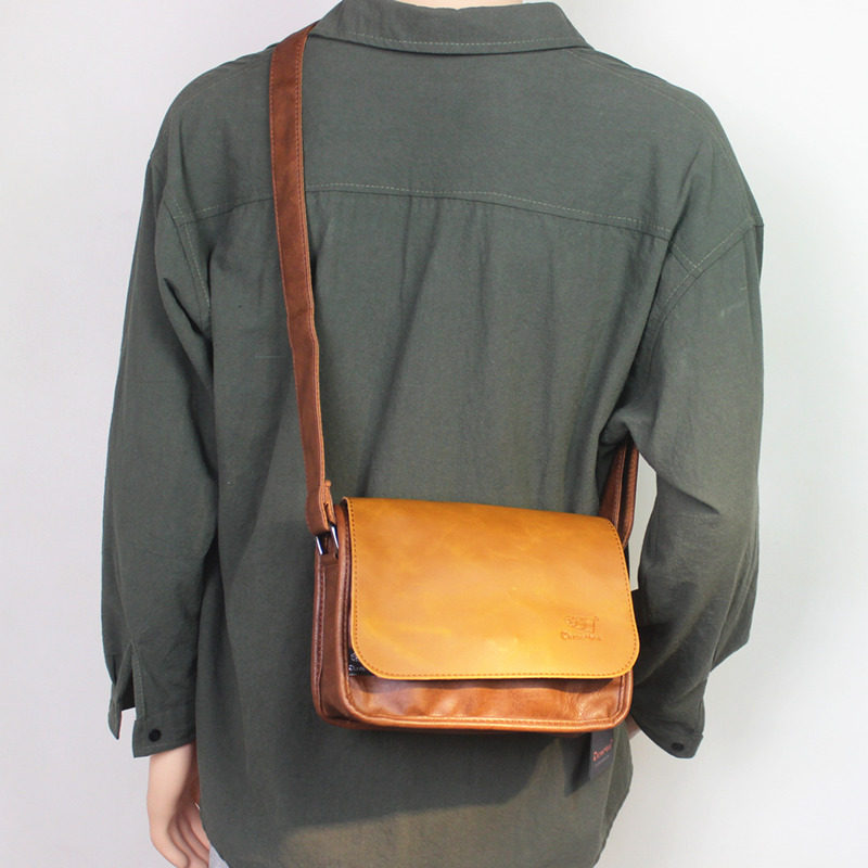 原宿潮流小跨包男邮差包日系简约复古单肩包潮牌斜挎包女文艺男包,箱包皮具/热销女包/男包,男士包袋,淘宝优惠券,粉丝福利购,淘宝优惠卷