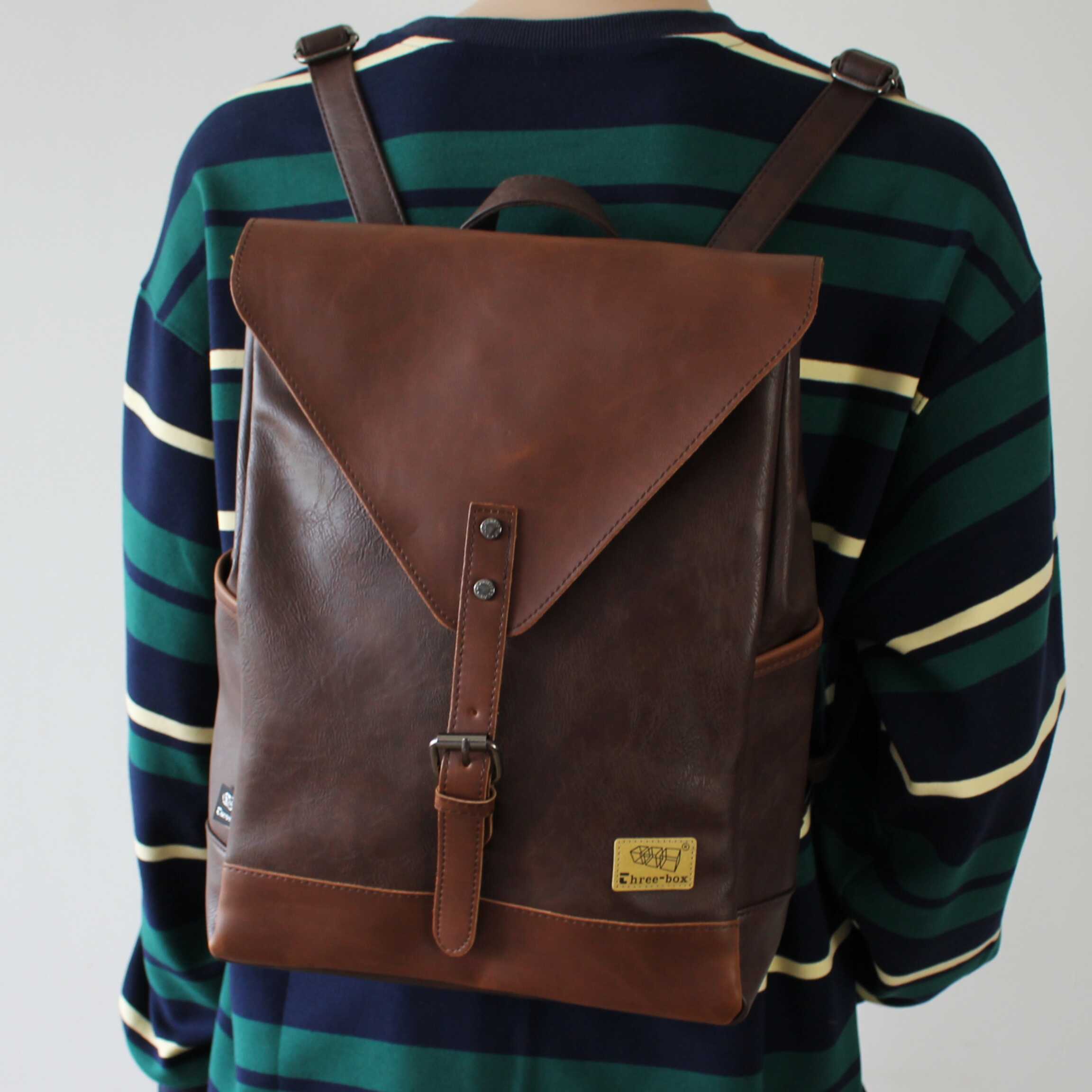 小众皮质设计感大容量男女双肩包