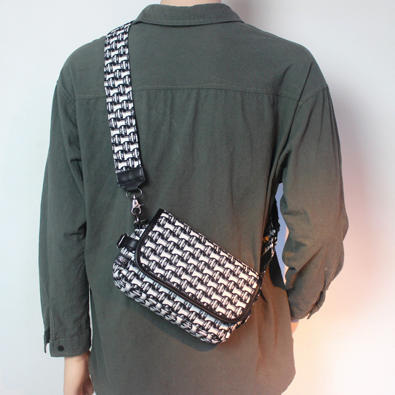 threebox韩国时尚格子手机单肩包