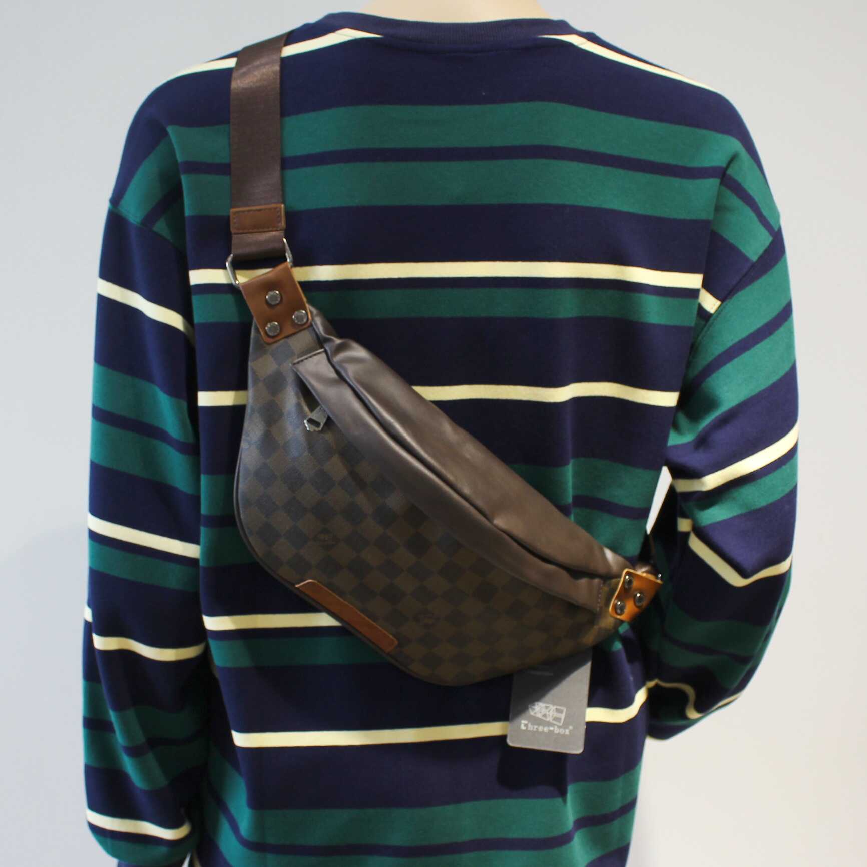 大容量纯色休闲单肩包斜跨小众潮