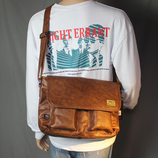 threebox潮牌男士单肩大包旅行跨包休闲大容量斜挎包电脑包男背包