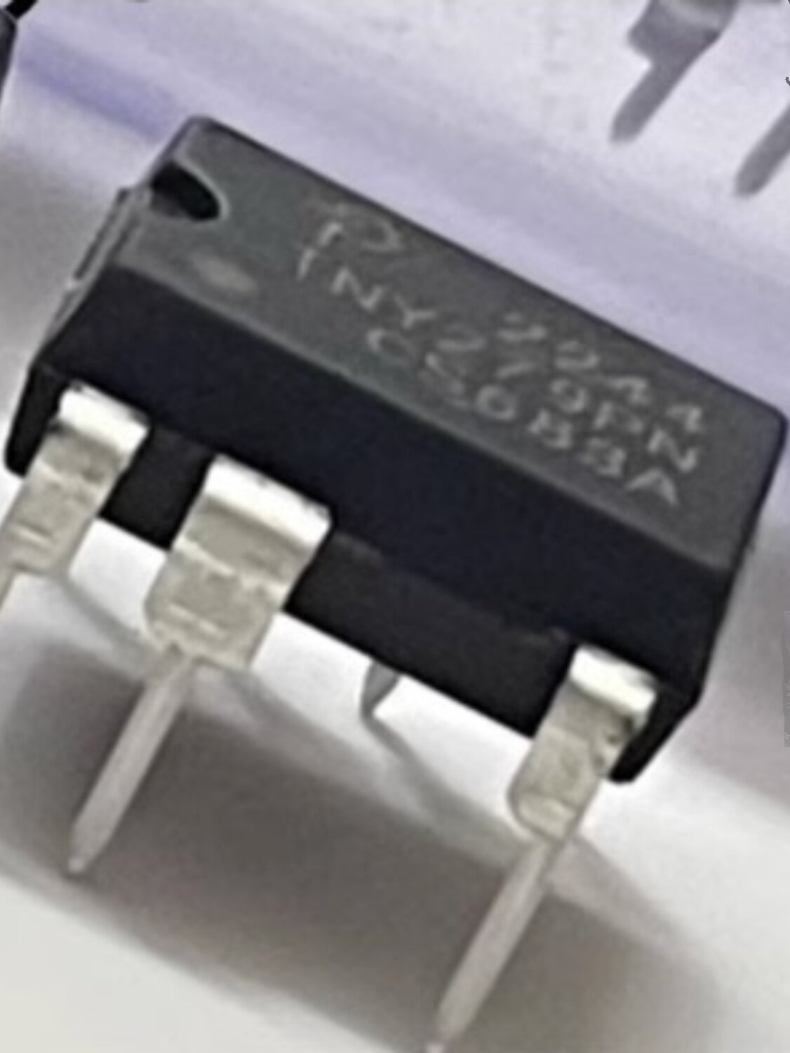 tny254p tny254pn dip-8 直插 液晶电源管理芯片ic 全新原装