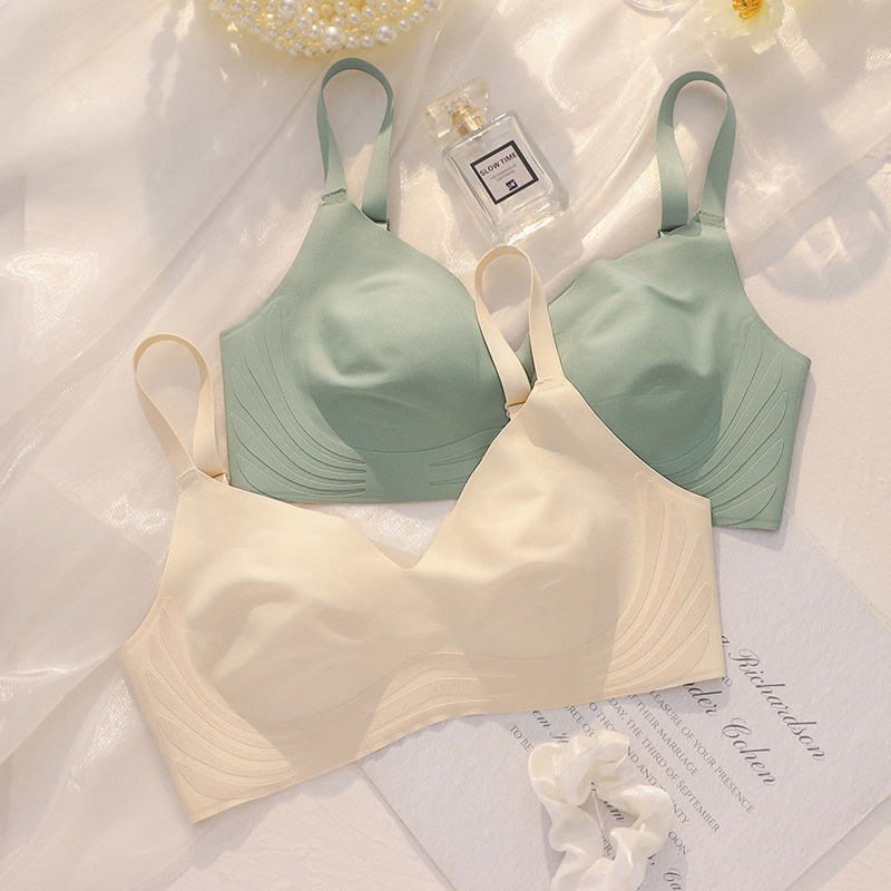 无痕内衣女大胸显小超薄款夏季缩胸收副乳聚拢防下垂无钢圈文胸罩