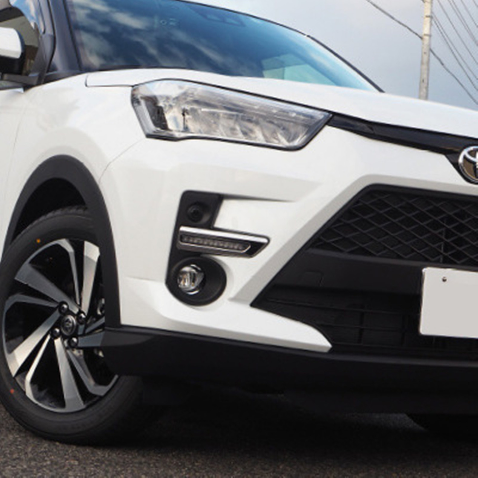 适用丰田raize转向灯改装配件