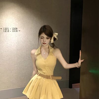 原版面料有腰带辣妹露背v领连衣裙女夏季收腰纯欲风显瘦a字短裙子