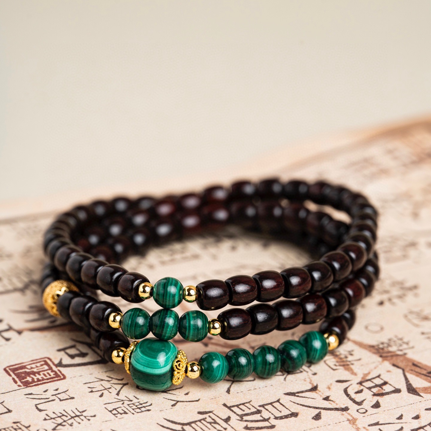 印度小叶紫檀孔雀石手串2025年新款女士高档小众精致木质佛珠手链