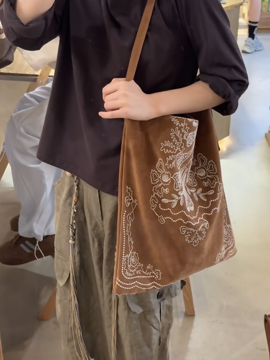 波嬉米亚废土游牧串珠托特包通勤