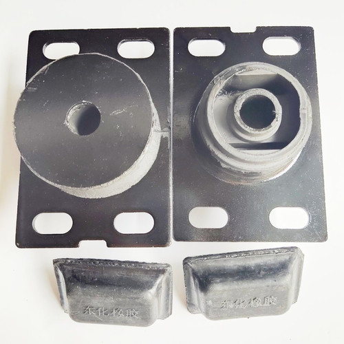 青岛解放虎V虎VH虎VM虎VN大王驾到J6F驾驶室胶垫后悬支架垫减震垫