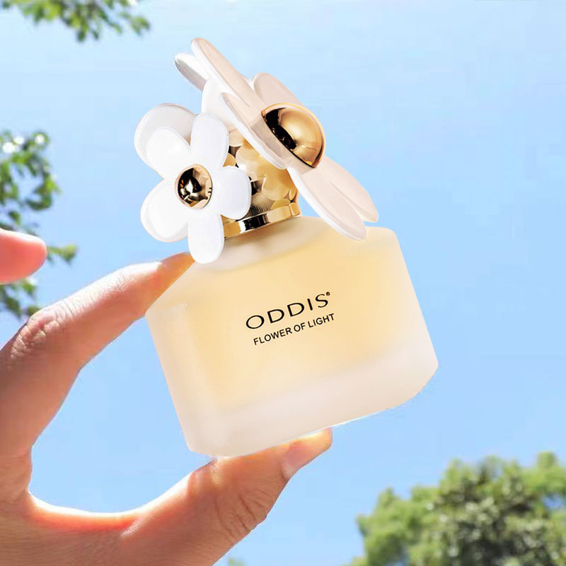 雏菊香水女士持久淡香清新自然