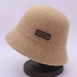 s23秋冬新款韩版小皮标百搭休闲羊毛混纺渔夫帽女盆帽保暖针织帽