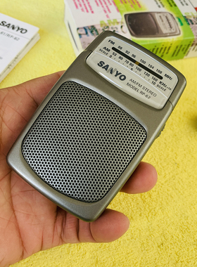 库存未使用三洋立体声收音机原厂耳机好听收音效果好给父辈的礼物