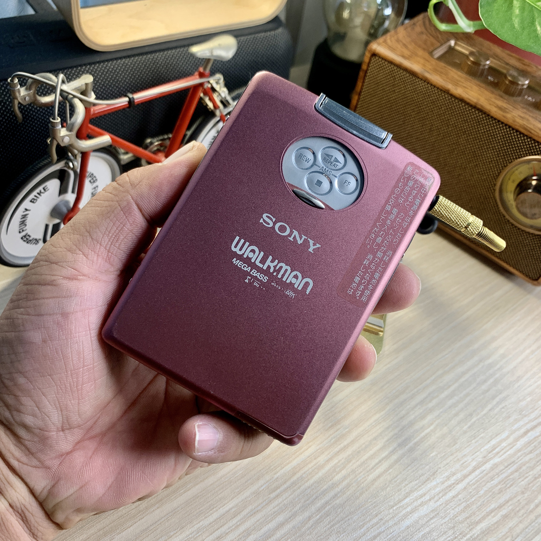 索尼WM-EX-5 磁带随身听 大窗口 好看 8新