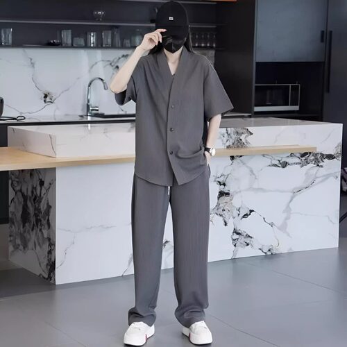 夏季新款加大男士V领短袖两件套