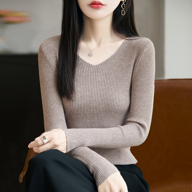 鄂尔多斯市V领羊毛衫女秋冬毛衣