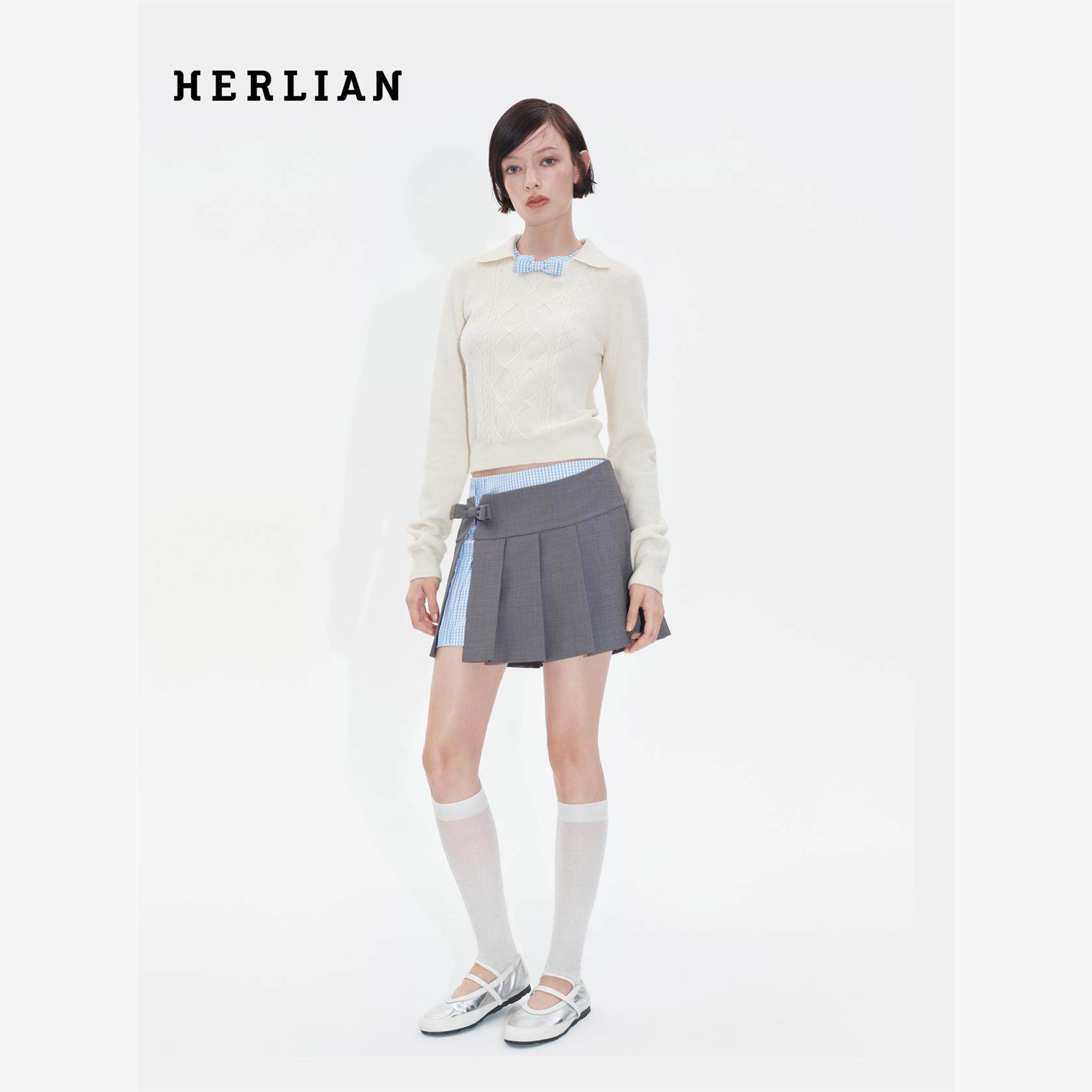 设计师HERLIAN2025年秋季新品女士格纹拼接设计娃娃领针织衫毛衣