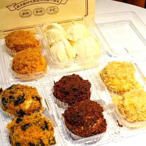 鲍师傅代购原味奶贝海苔蟹黄草莓白桃小贝泡芙流心芝士海盐蛋挞酥