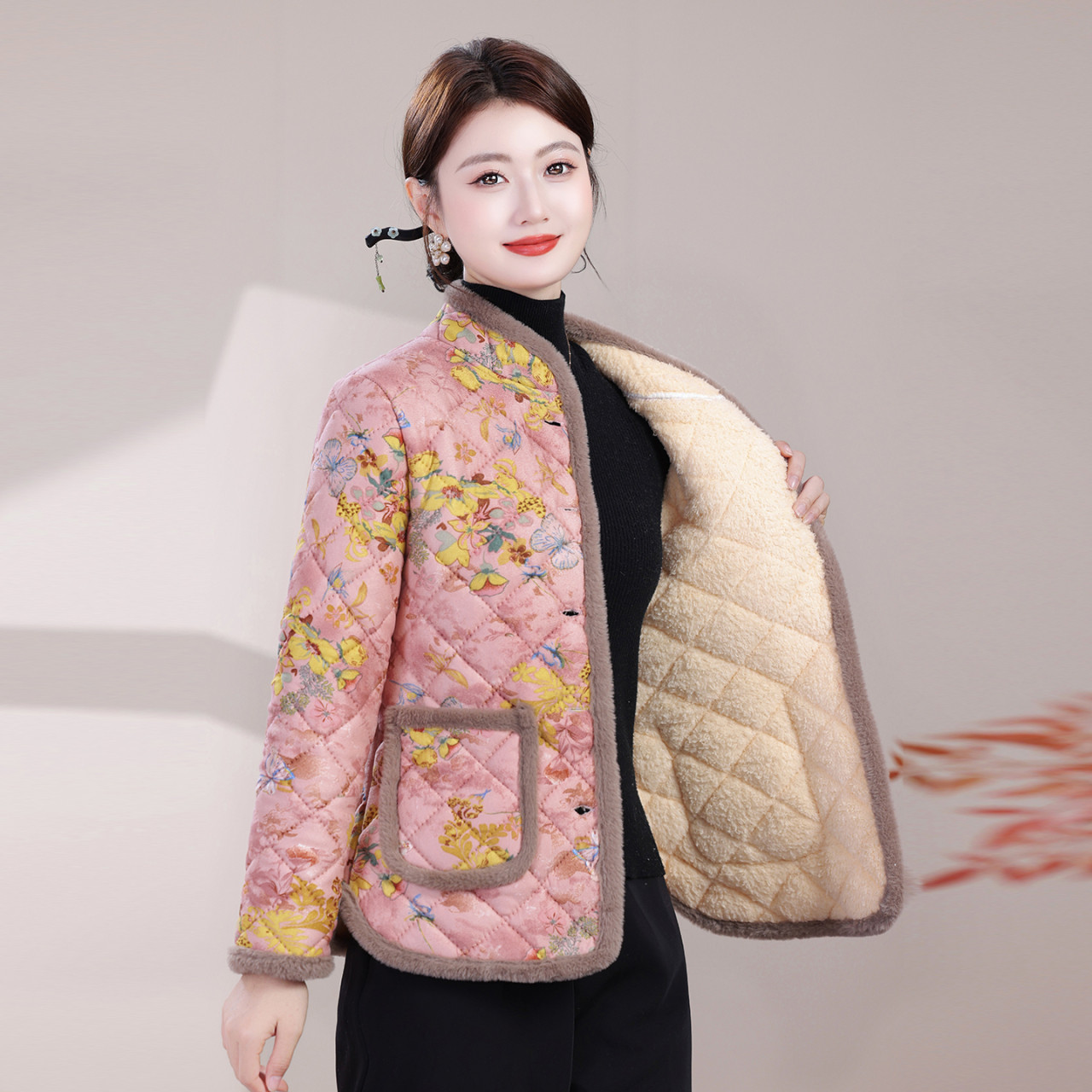 妈妈冬装加绒外套女中老年人冬季洋气短款棉衣女士轻薄保暖小棉袄,女装/女士精品,中老年女装,淘宝优惠券,粉丝福利购,淘宝优惠卷